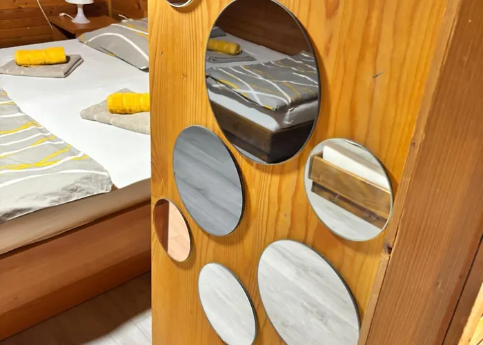 Oddam Hisko Lipa Catez - Cateske Toplice * Brežice